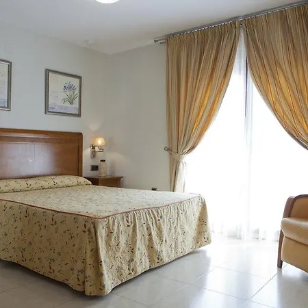 Daniya & Business 4* 4*