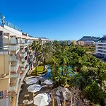 Daniya & Business 4* Ξενοδοχείο 4*