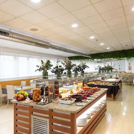 Daniya & Business 4*