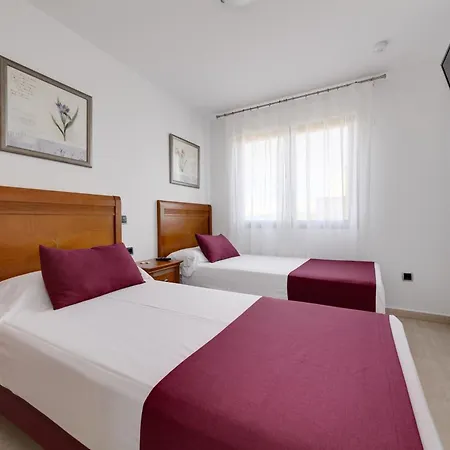 Daniya & Business 4*