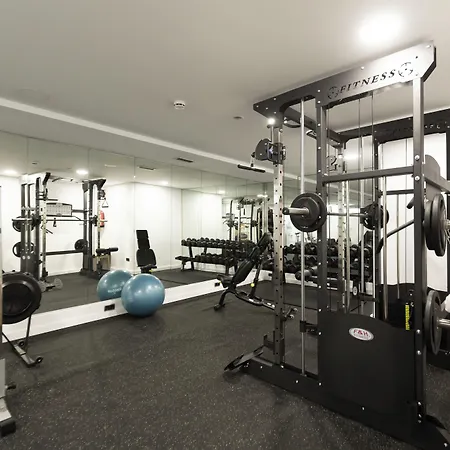 Hotel Daniya & Business 4*