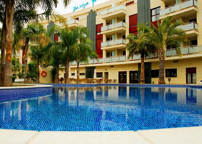 Daniya & Business 4* Hotel 4*