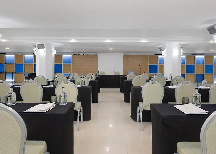 Daniya & Business 4* 4*