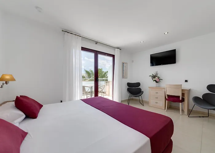 Daniya & Business 4* Hotel