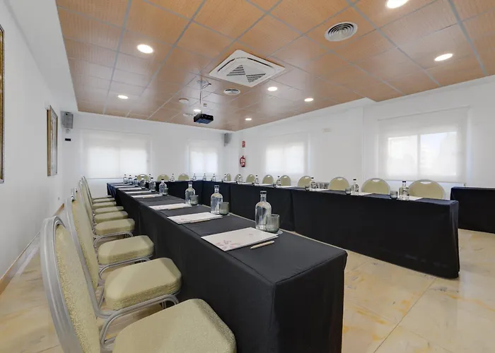 Daniya & Business 4* 4*