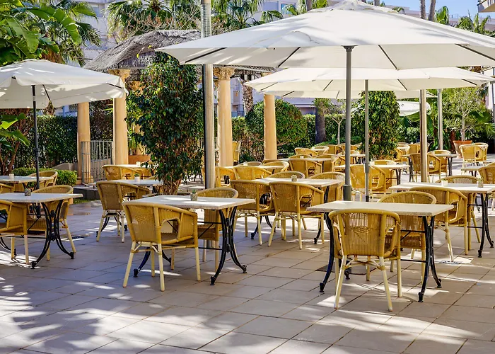 Otel Daniya & Business 4* 4*