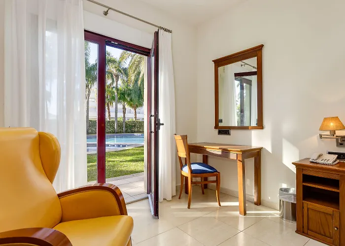 Daniya & Business 4* Denia