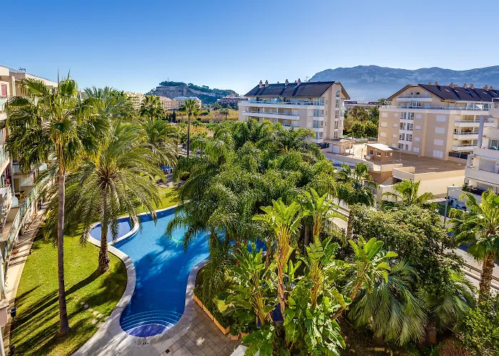 ホテル Daniya & Business 4* 4*