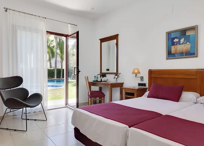 Daniya & Business 4* Hotel Denia