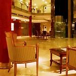 فندق Daniya & Business 4* 4*
