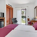 Daniya & Business 4* فندق