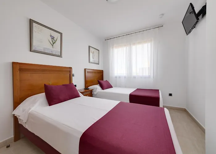 Daniya & Business 4*