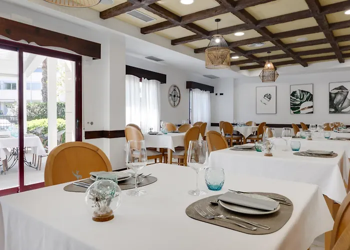 Daniya & Business 4* 4*