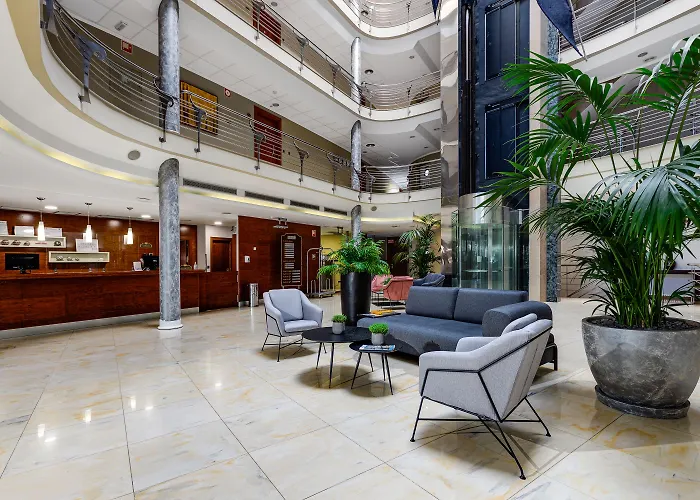 Hotel Daniya & Business 4*